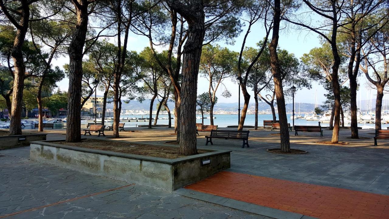 Villa La Terrazza nel carrùggio à Fezzano  Extérieur photo