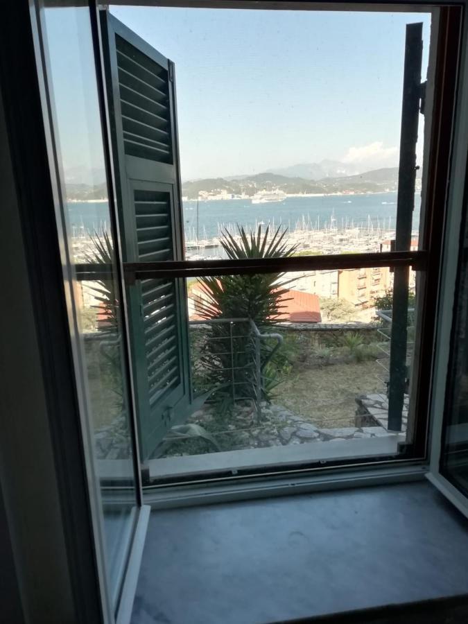 Villa La Terrazza nel carrùggio à Fezzano  Extérieur photo